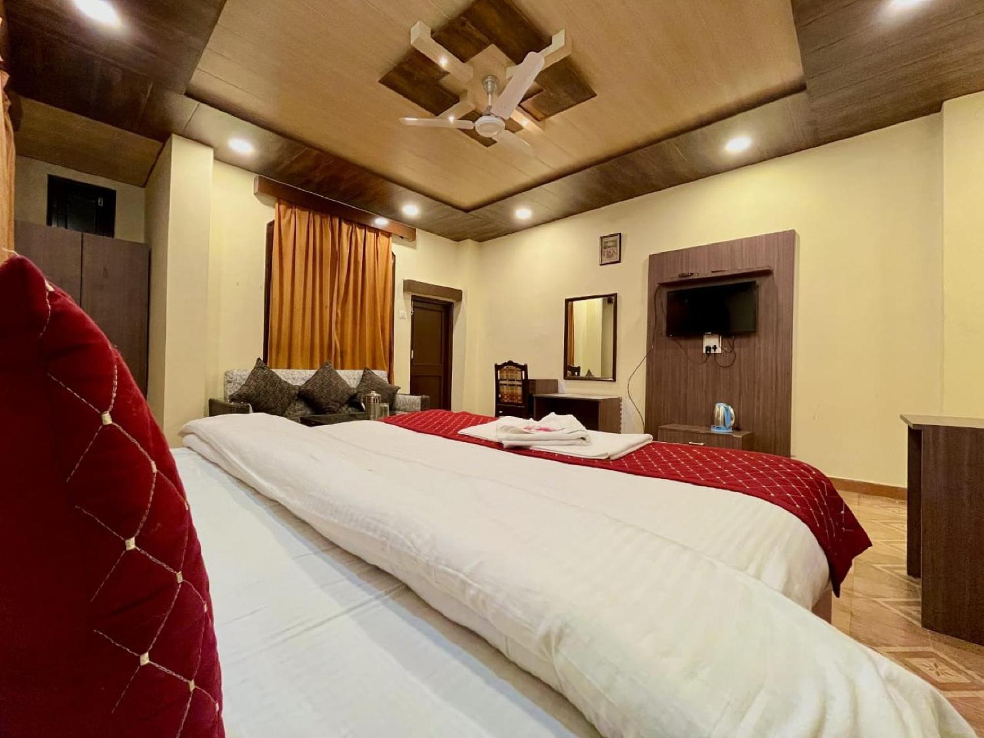Sparkle Star Resort Khajjiar Εξωτερικό φωτογραφία